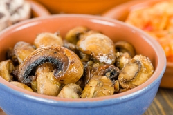 Preparar Champiñones al ajillo