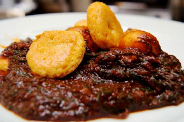 Romeritos con tortas de papa