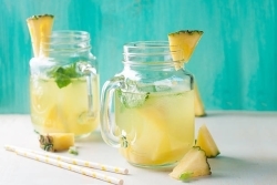 Preparar Agua de piña