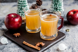 Preparar Ponche de manzanas y tejocotes