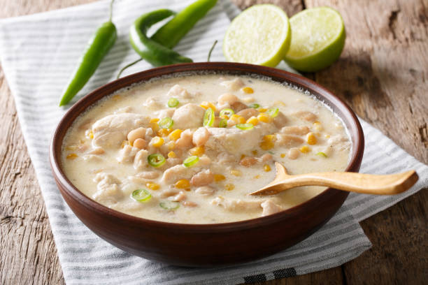 Crema de elote con pollo